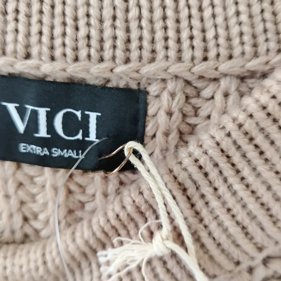 Vici Fringe Sleeve Sweater Size XS Taupe Beige Neutral Crewneck Oversized - Picture 7 of 8